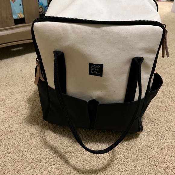 Petunia Pickle Bottom Black and Cream Baby Bag - Picture 6 of 13